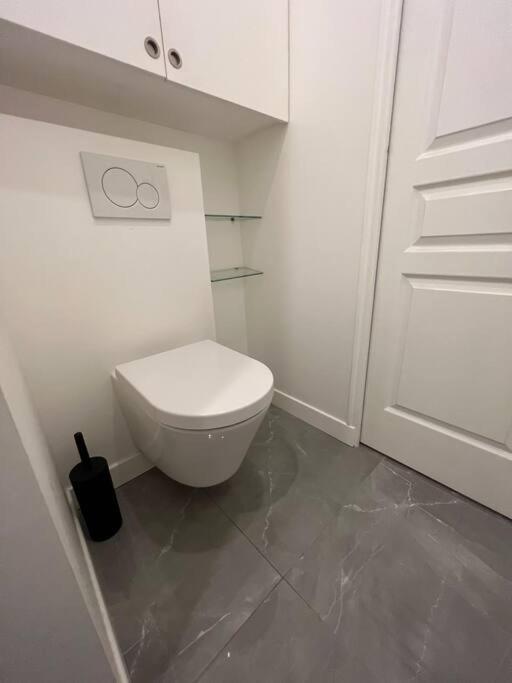 Luxury Appartment, Champs Elysees, Neuf ! Paris Exterior foto