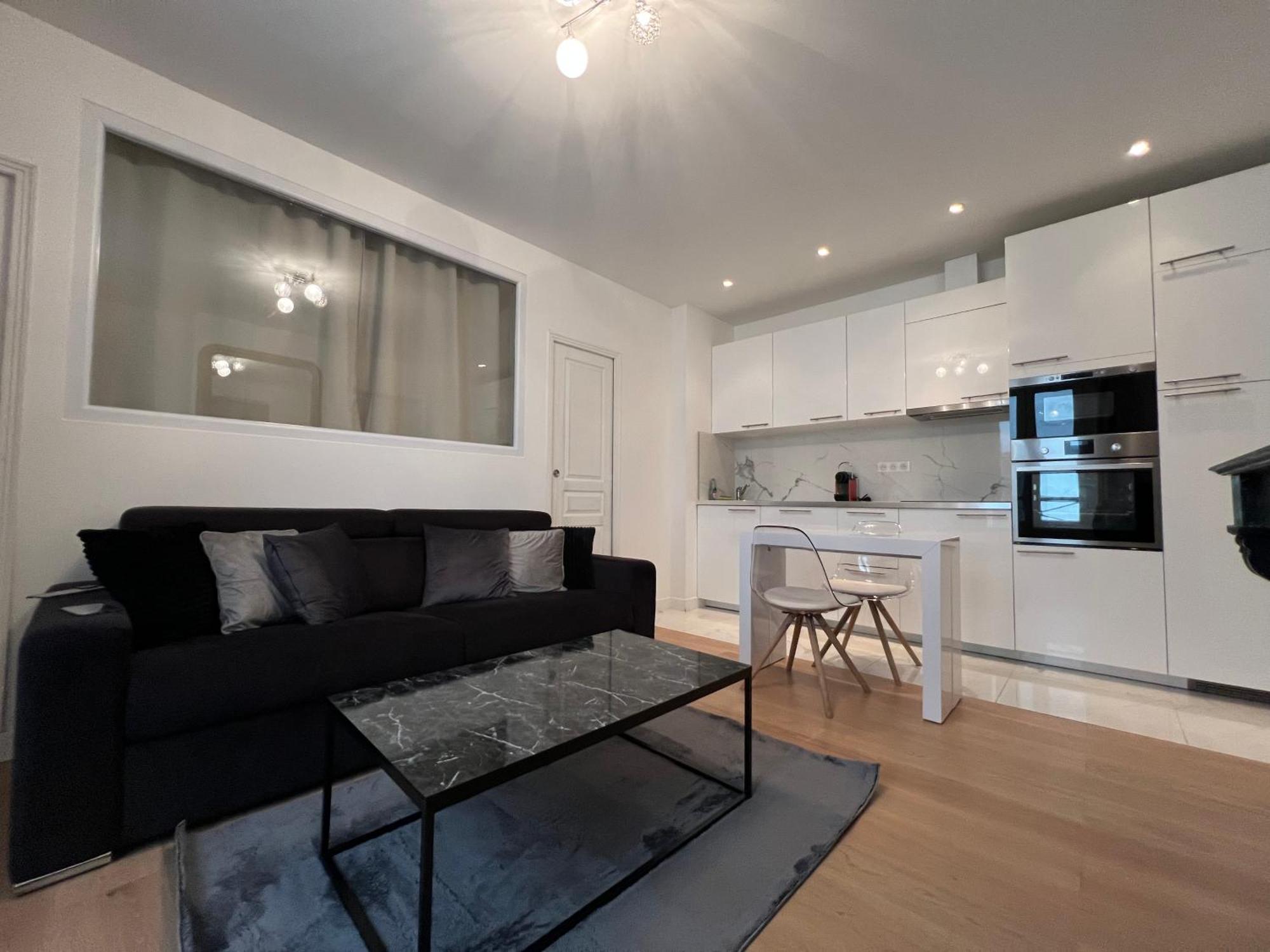 Luxury Appartment, Champs Elysees, Neuf ! Paris Exterior foto