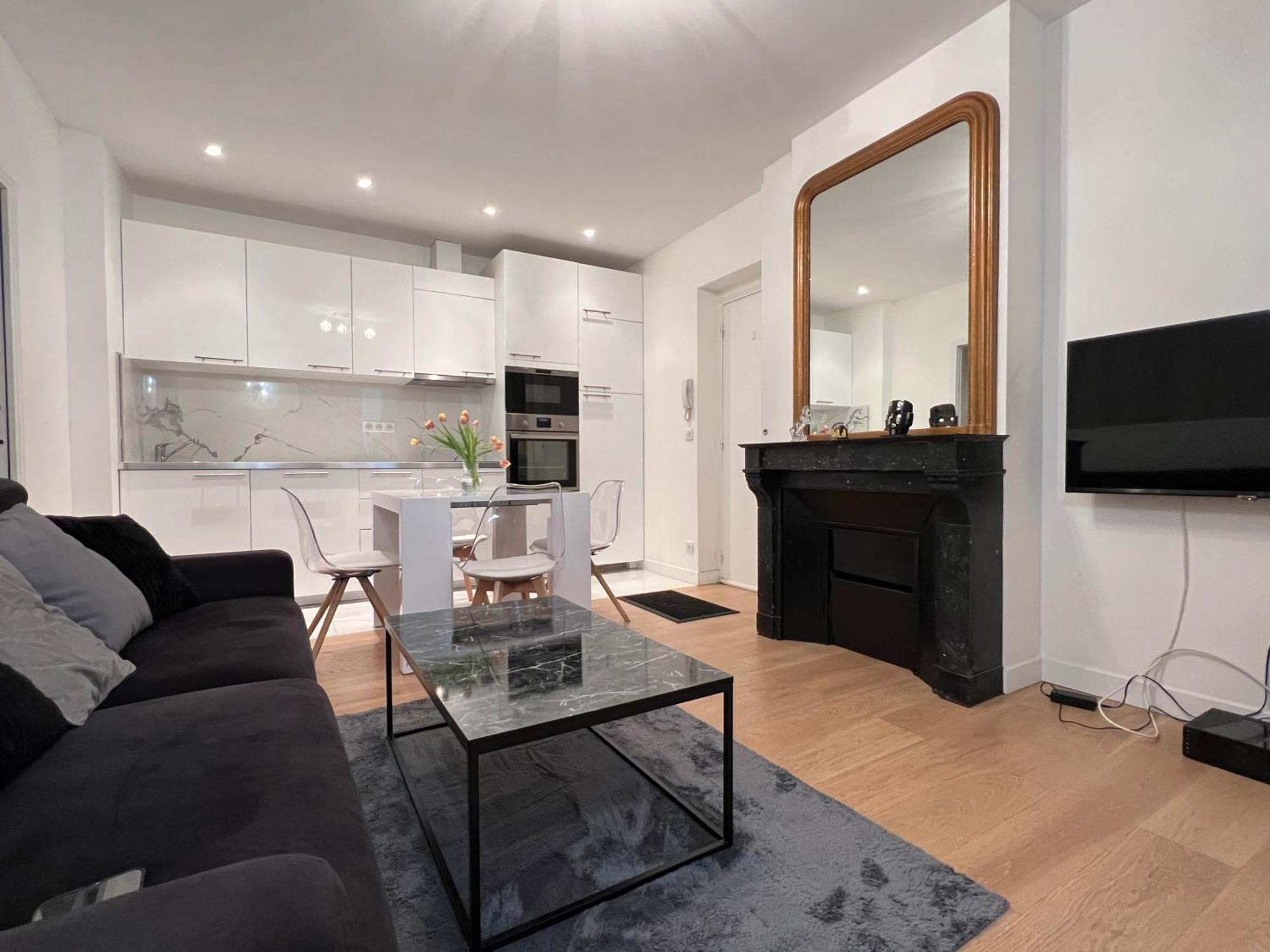 Luxury Appartment, Champs Elysees, Neuf ! Paris Exterior foto
